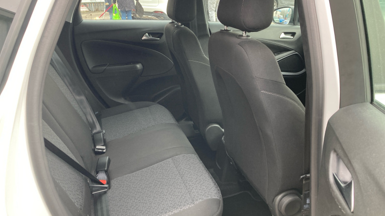 Vauxhall Crossland 1.2 Turbo Design 5dr Petrol Hatchback